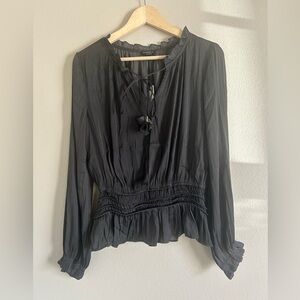 Current Air blackish Grey  Women's Long Sleeve Smocked‎ waist Top Medium